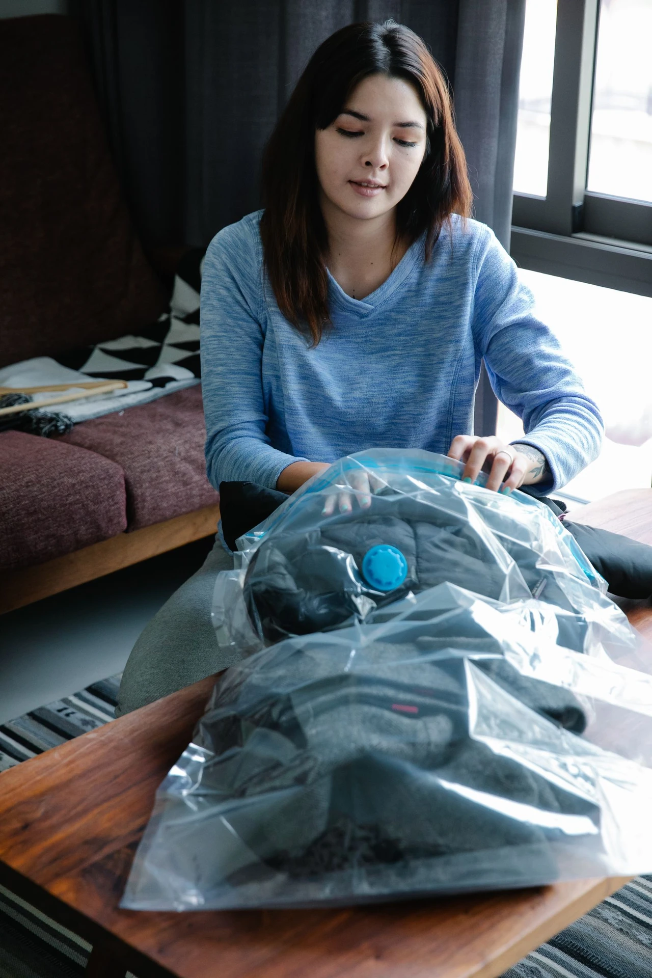Vacuum-Seal Bulky Bedding in a small apartment